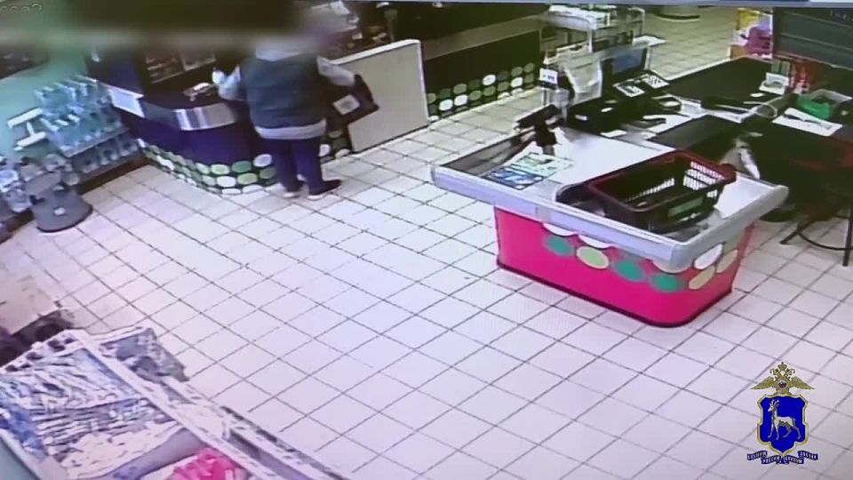 Сотрудники полиции раскрыли кражу и вернули похищенное законной владелице