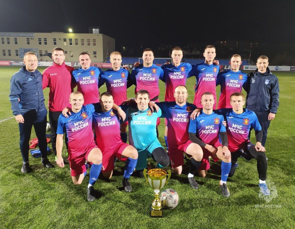 Сызранские огнеборцы в девятый раз стали чемпионами города по футболу