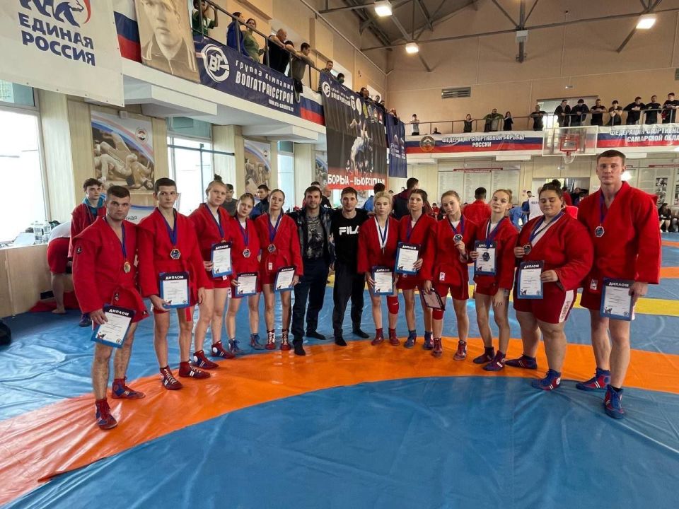 11 медалей на Первенство Самарской области по самбо