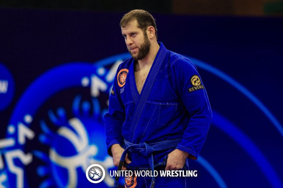 Аюб Гуданатов стал серебряным призером чемпионата мира по грэпплингу