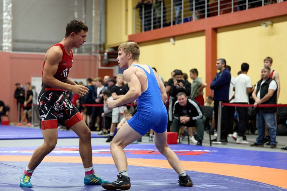 В Самаре прошел мемориал заслуженных спортсменов и тренеров СССР и России по греко-римской борьбе