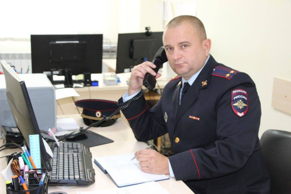 Доброго утра и прекрасного настроения в первый рабочий день недели нашим читателям желает победитель второго регионального этапа Всероссийского конкурса МВД «Народный участковый-2025» участковый уполномоченный полиции Отдела...