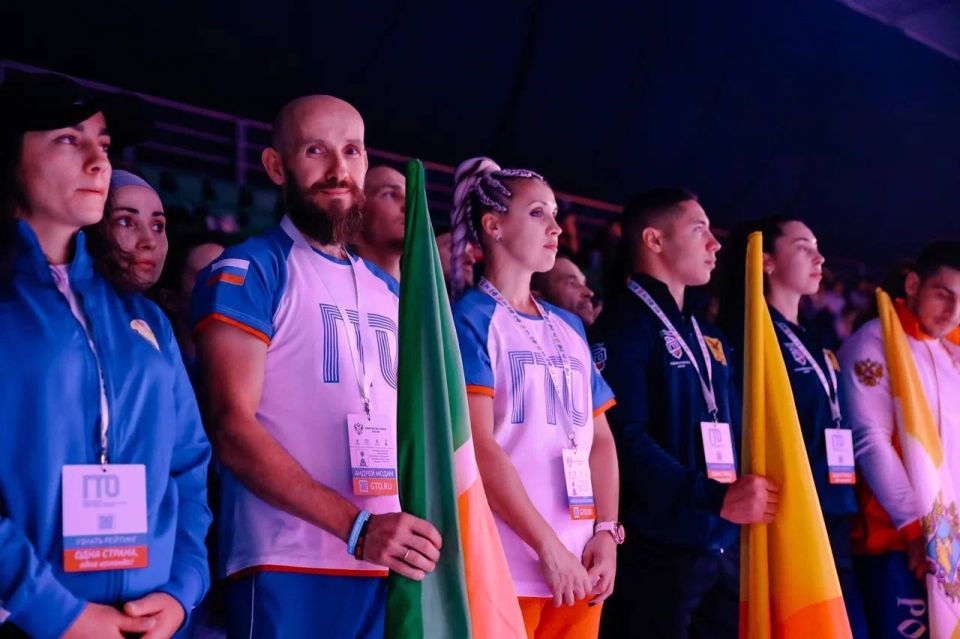 Чемпионы на стартовой линии!