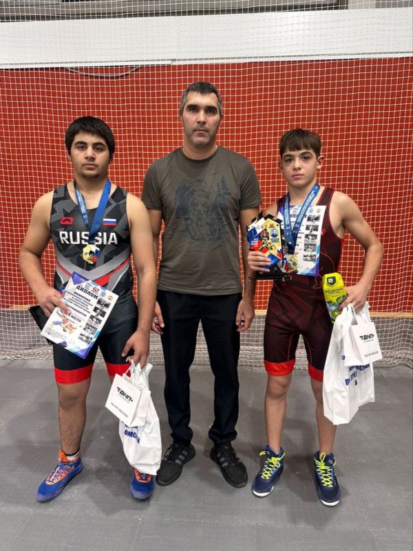 Сызранские спортсмены завоевали медали на областном турнире по греко-римской борьбе