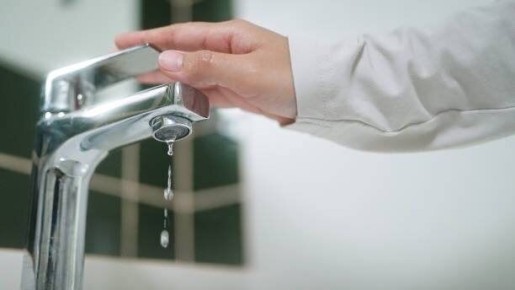 Как сократить расходы на воду: 5 эффективных решений с умной сантехникой
