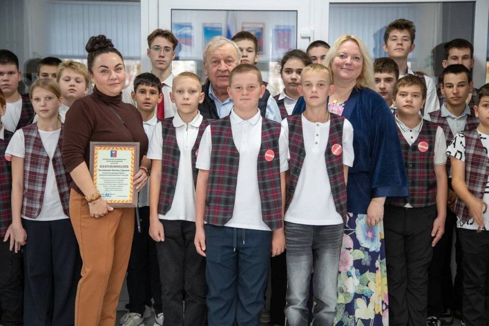 Официальное открытие нового агротехнологического класса состоялось в хворостянской средней общеобразовательной школе Официальное открытие нового агротехнологического класса состоялось в хворостянской средней общеобразовательной школе