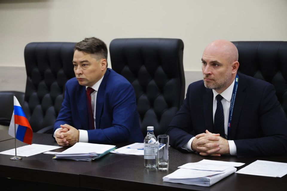 Командой региона во главе с губернатором в эти дни работаем в Москве Командой региона во главе с губернатором в эти дни работаем в Москве