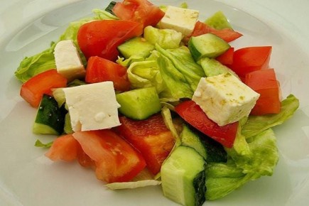 Салат с фетой и арбузом: неочевидные ошибки, которые портят вкус — как их избежать