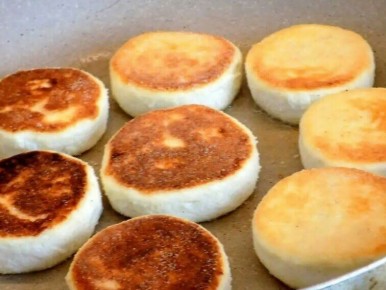 Откройте для себя новый рецепт сырников без муки: вкус, который удивит вас