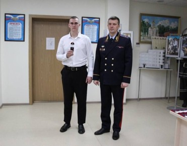 Руководство областного главка МВД в торжественной обстановке поздравило полицейских с присвоением специальных званий