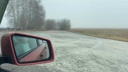 Это не ёжики в тумане, это машины на дороге