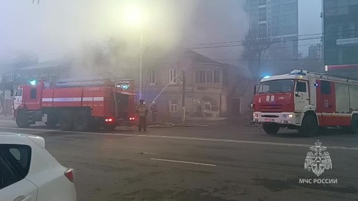 #Официально. О пожаре в Ленинском районе Самары 25.10.2025 в 06.43 поступило сообщение о пожаре в неэксплуатируемом здании по адресу: город Самара, улица Самарская, 269