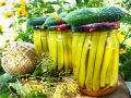 Как разнообразить банку с огурцами: оригинальный рецепт с куркумой и горчицей