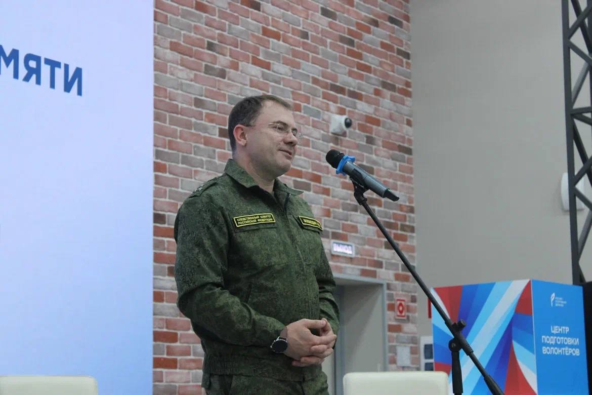 Сотрудники следственного управления в рамках проведения акции памяти павших воинов России «Дни белых журавлей» провели тематическое мероприятие Сотрудники следственного управления в рамках проведения акции памяти павших воинов России «Дни белых журавлей» провели тематическое мероприятие