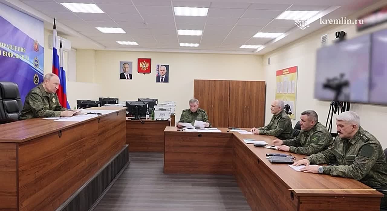 Начальник Генштаба ВС РФ в докладе Владимиру Путину отметил 30 бригаду в боях за Покровск
