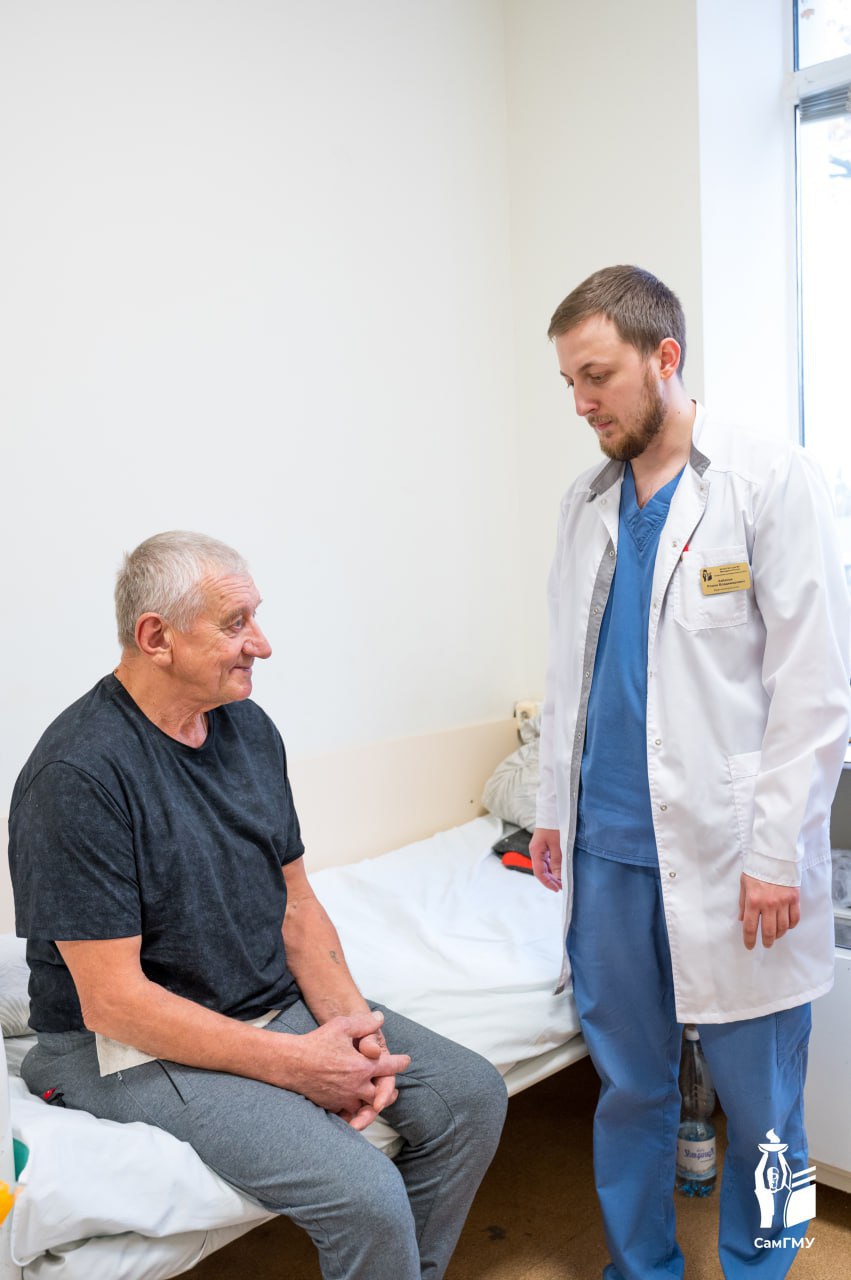 В Клиниках СамГМУ впервые в регионе провели две малоинвазивные операции по устранению парастомальных грыж В Клиниках СамГМУ впервые в регионе провели две малоинвазивные операции по устранению парастомальных грыж