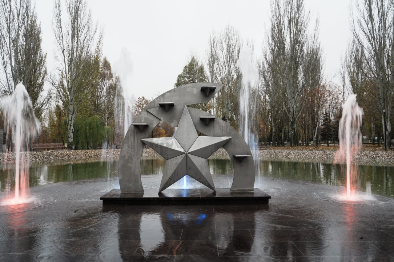 В парке Победы Самары приступили к консервации на зиму новых фонтанов В парке Победы Самары приступили к консервации на зиму новых фонтанов