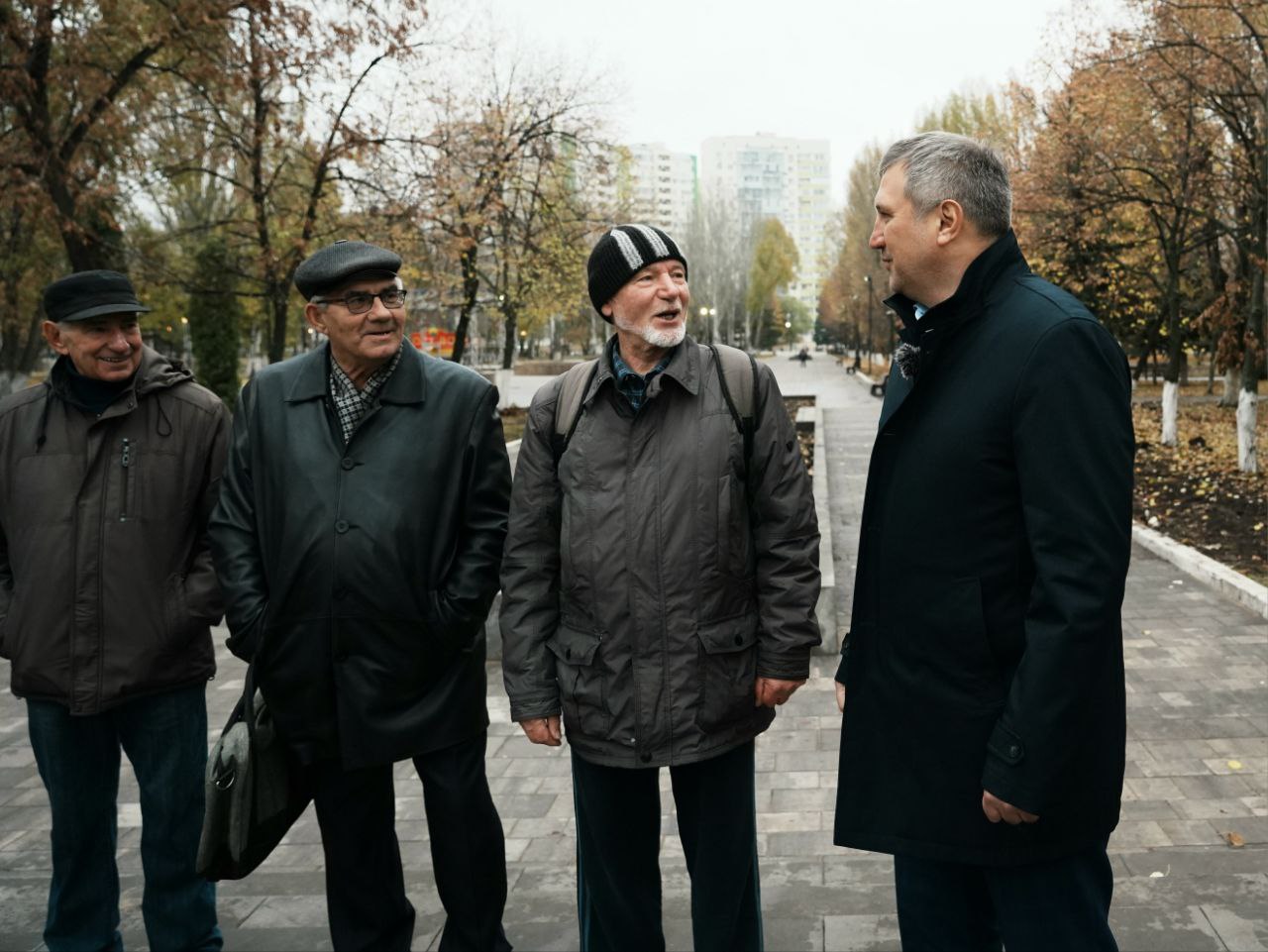 Иван Носков: Провели пробные технические пуски фонтанов в парке Победы – сухой фонтан Адмиралтейская звезда и фонтан у реконструированного водоема Иван Носков: Провели пробные технические пуски фонтанов в парке Победы – сухой фонтан Адмиралтейская звезда и фонтан у реконструированного водоема