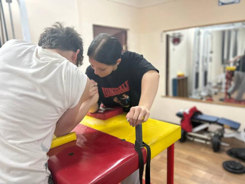 16-летняя Илона Семёнова из Кинеля стала бронзовой призёркой мирового первенства по армрестлингу 16-летняя Илона Семёнова из Кинеля стала бронзовой призёркой мирового первенства по армрестлингу