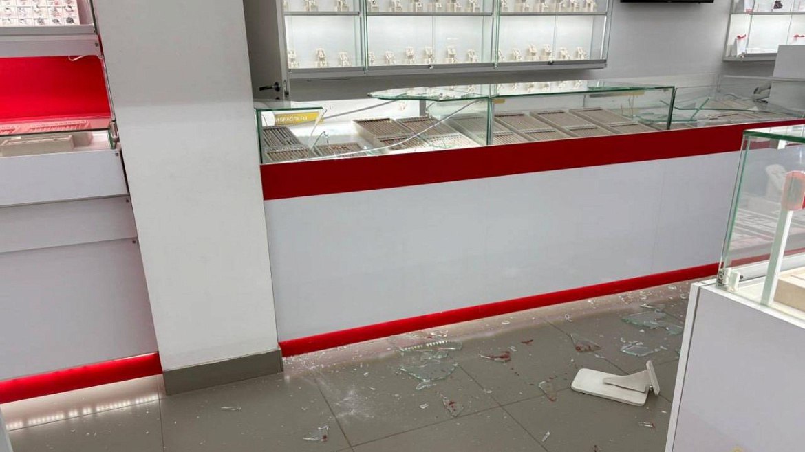 Самарской полицией раскрыт дерзкий грабёж ювелирного магазина в Сызрани на сумму 5,5 млн рублей