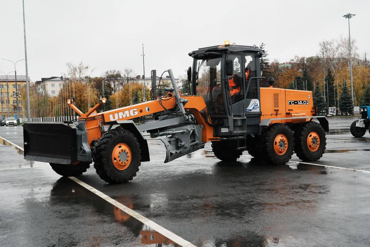 Иван Носков: «Спецтехника в Самаре готова к своевременной уборке снега» Иван Носков: «Спецтехника в Самаре готова к своевременной уборке снега»