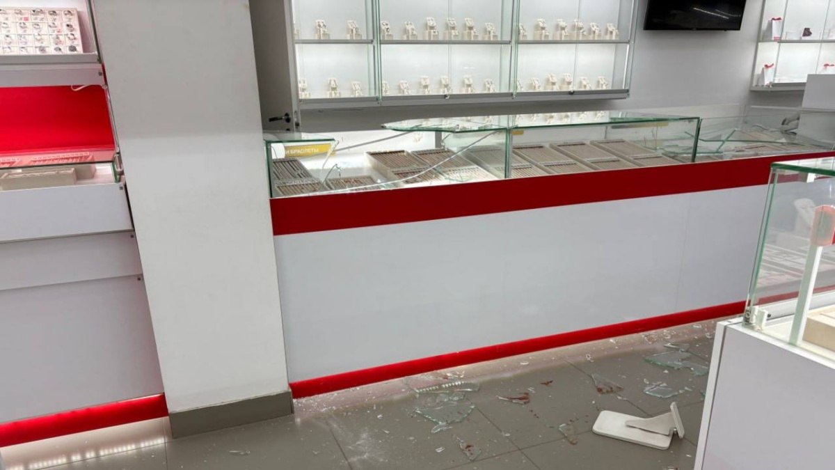 В Самарской области ограбили ювелирный магазин на 5,5 млн рублей