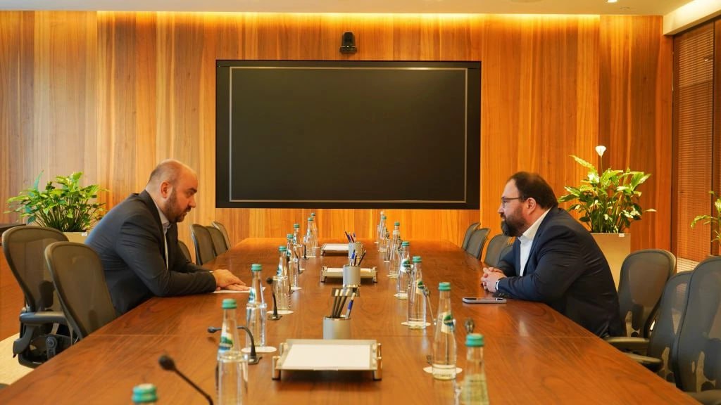 Вопросы развития IT и связи министр Максут Шадаев обсудил с губернатором Вячеславом Федорищевым