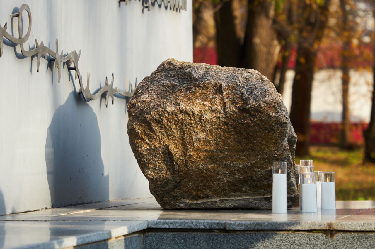 30 октября — День памяти жертв политических репрессий в России 30 октября — День памяти жертв политических репрессий в России