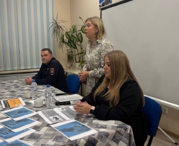 С целью повышения правовой грамотности населения полицейские и представители Общественных советов при территориальных органах внутренних дел Самарской области проводят профилактические беседы с населением, уделяя особое...