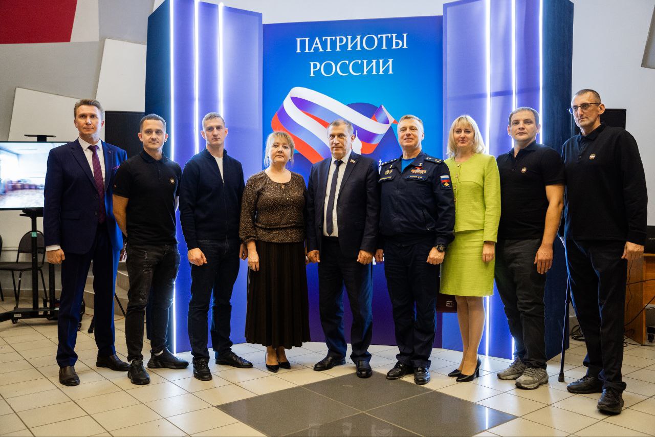 В Сызрани прошел патриотический форум с участием более 200 человек В Сызрани прошел патриотический форум с участием более 200 человек