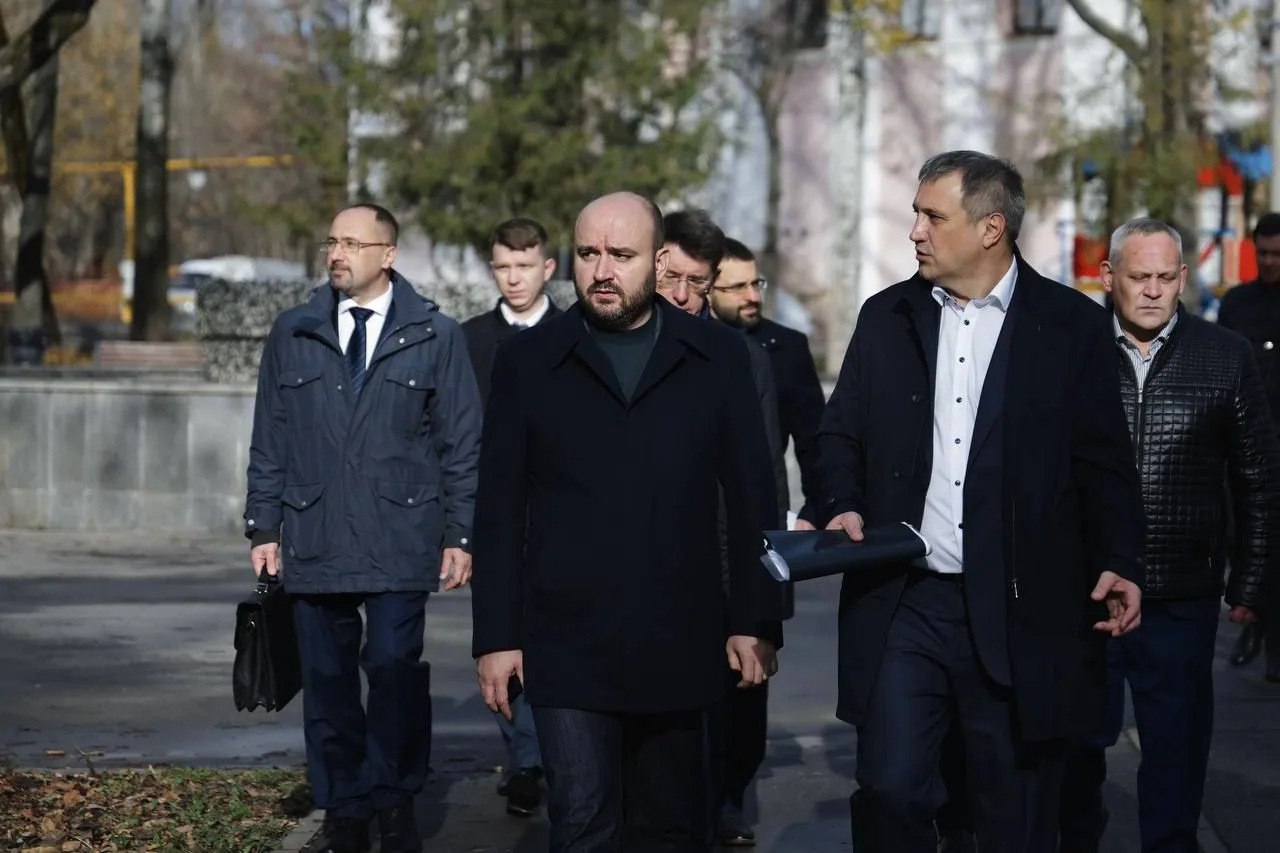 Губернатор Вячеслав Федорищев и мэр Самары Иван Носков обсудили транспорт, школы и благоустройство посёлка Мехзавод