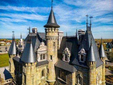 Всегда актуальный замок Гарибальди в Хрящёвке