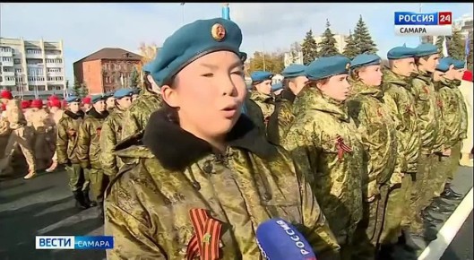 На пл. Куйбышева прошел смотр строя и песни военно-патриотических объединений Самарской области