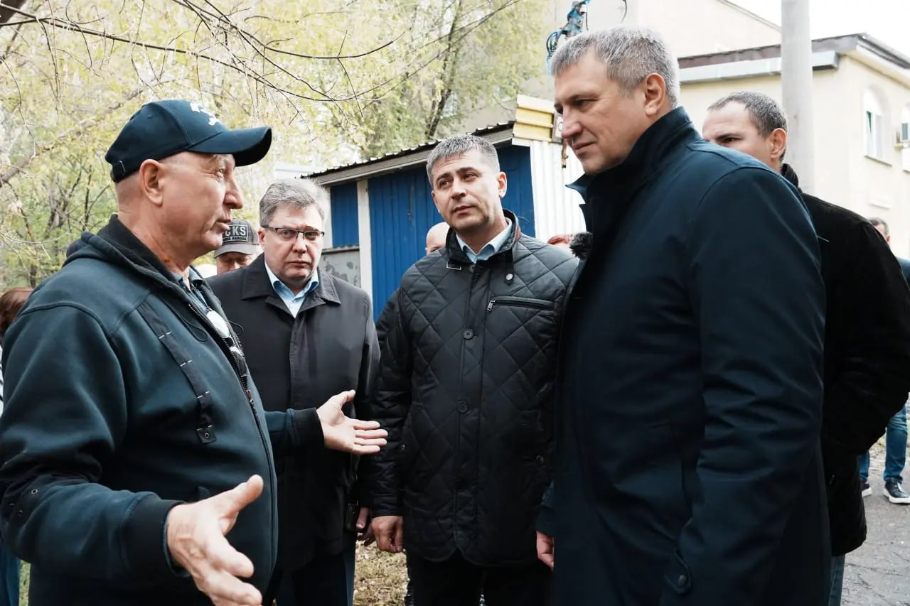 Иван Носков пообещал помочь жителям Ново-Садовой в благоустройстве дворов
