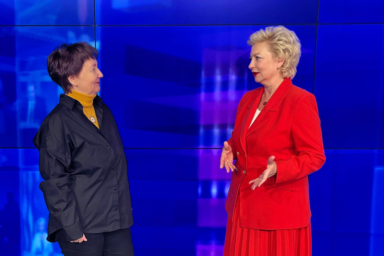 «Для нас это 34-й сезон. Мы живём, развиваемся и предлагаем городу обширную красочную палитру концертов» «Для нас это 34-й сезон. Мы живём, развиваемся и предлагаем городу обширную красочную палитру концертов»