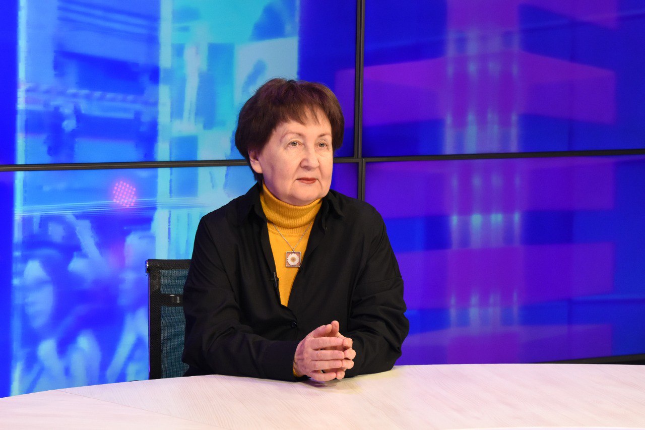 «Для нас это 34-й сезон. Мы живём, развиваемся и предлагаем городу обширную красочную палитру концертов» «Для нас это 34-й сезон. Мы живём, развиваемся и предлагаем городу обширную красочную палитру концертов»