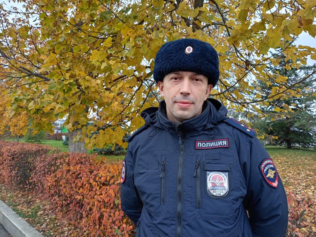 Доброго утра и позитивного дня нашим читателям желает старший инструктор группы по работе с личным составом полка ППСП У МВД России по г.Самаре Олег Зюрин