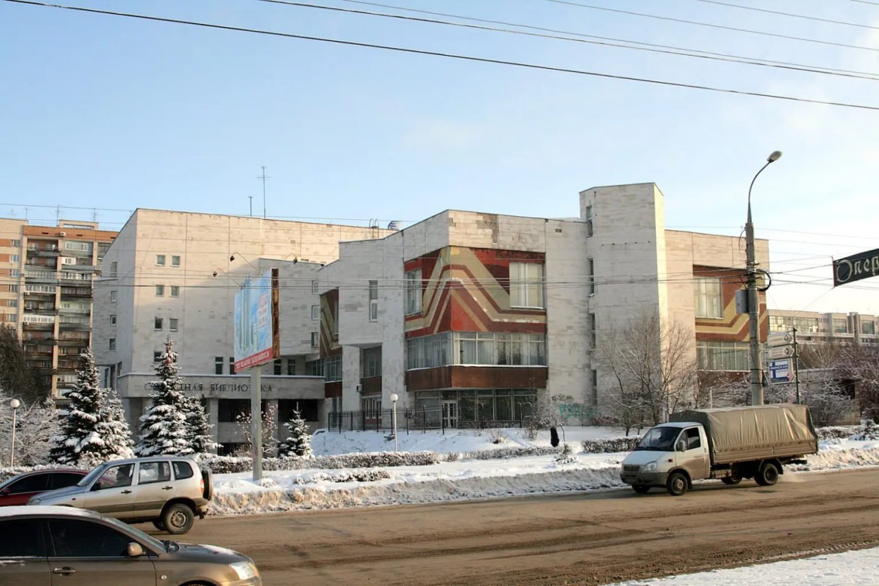 Капремонт площадки перед Самарской областной библиотекой обещают закончить до 15 ноября