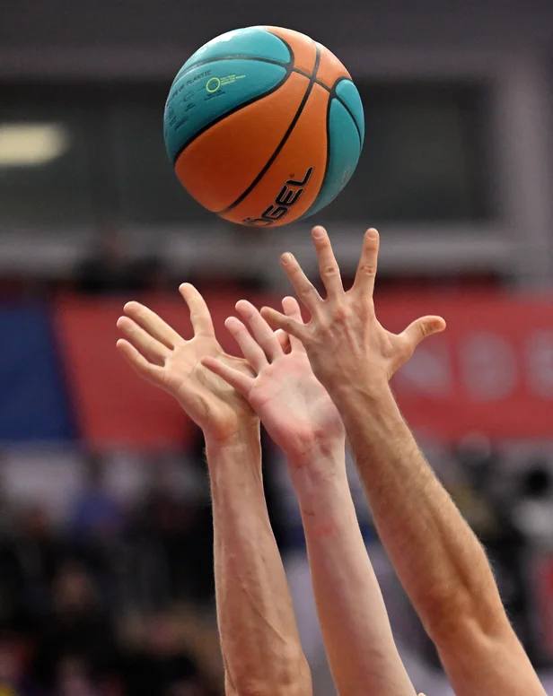 Баскетболисты «Самары» проиграли МБА-МАИ в матче Единой лиги ВТБ