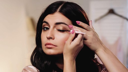 Стрелка получается кривой только из-за этих ошибок: дело не в подводке или веке