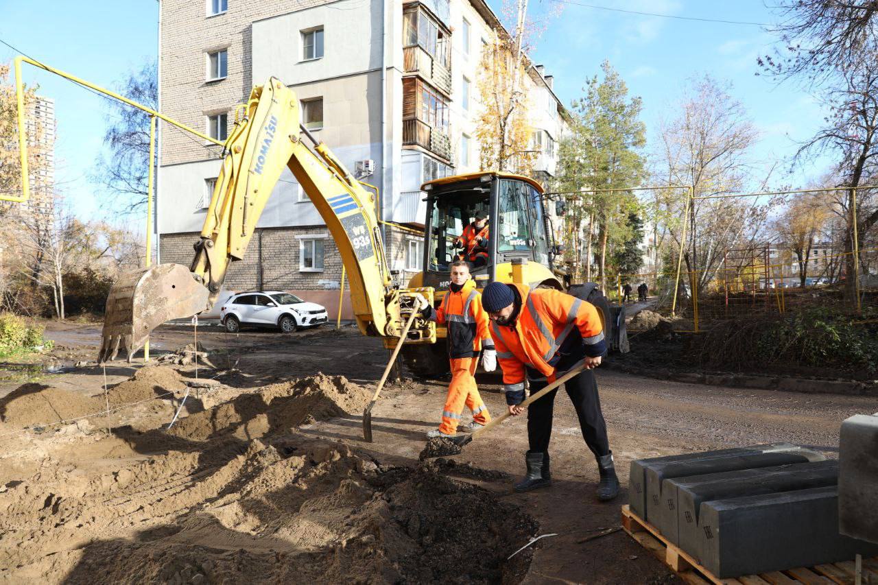 В Железнодорожном районе Самары завершили прокладку 1,6 км тепловых сетей В Железнодорожном районе Самары завершили прокладку 1,6 км тепловых сетей