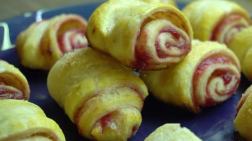 Такой оригинальный пирог с вареньем вы точно еще не готовили: секретный рецепт