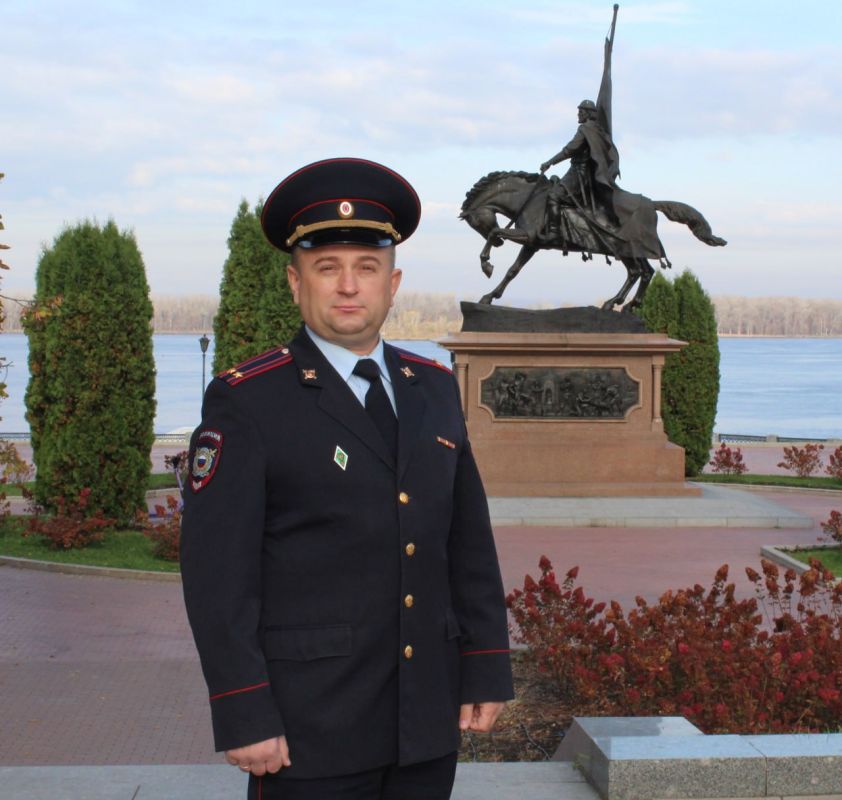 Сегодня, 4 ноября, свой День рождения отмечает представитель Общественного совета при ГУ МВД России по Самарской области Ольга Анатольевна Доронина Сегодня, 4 ноября, свой День рождения отмечает представитель Общественного совета при ГУ МВД России по Самарской области Ольга Анатольевна Доронина