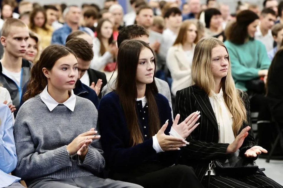 Вячеслав Федорищев встретился со спортсменами Самарской области Вячеслав Федорищев встретился со спортсменами Самарской области