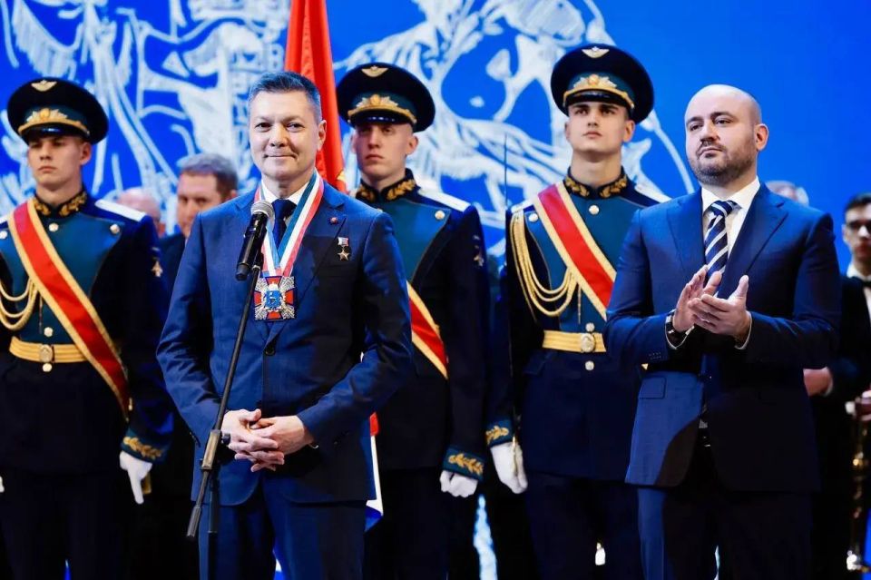 Герой России Олег Кононенко стал почётным гражданином Самарской области Герой России Олег Кононенко стал почётным гражданином Самарской области