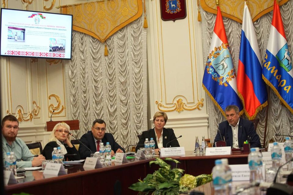 Иван Носков: «Через национально-культурные центры должна поддерживаться наша общность, наше единство» Иван Носков: «Через национально-культурные центры должна поддерживаться наша общность, наше единство»