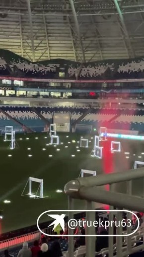 Настоящая «Формула-1», но только в воздухе развернулась на самарском стадионе! Корреспонденты «КП-Самара» не могли оставить вас без кадров с этого интересного события