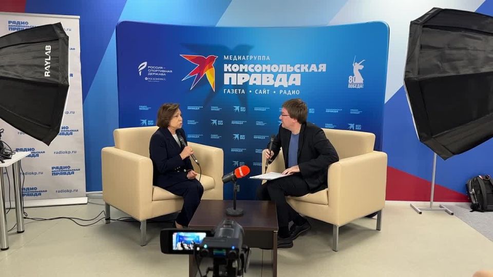 0 Прямо сейчас в студии «КП-Самара» на стадионе «Солидарность Самара Арена» Ирина Роднина - советская фигуристка