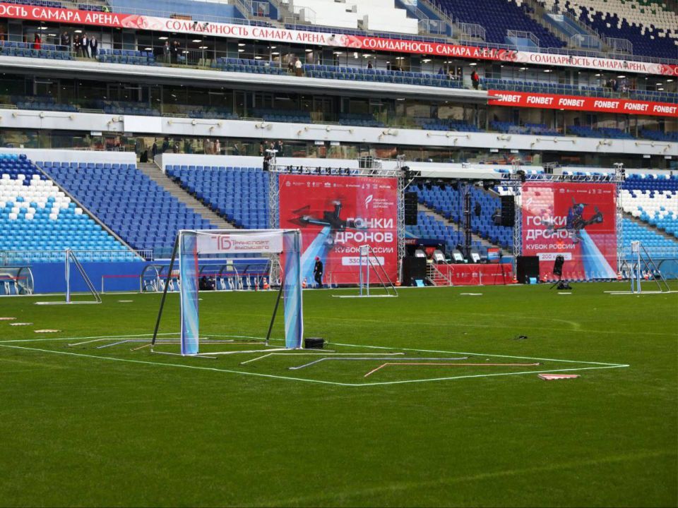 Более 60 пилотов сражаются на Кубке России по гонкам дронов в Самаре Более 60 пилотов сражаются на Кубке России по гонкам дронов в Самаре