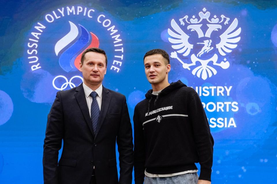 Пятеро футболистов «Крыльев Советов» получили звания «Мастер спорта России» Пятеро футболистов «Крыльев Советов» получили звания «Мастер спорта России»